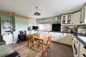 Kitchen - click for photo gallery